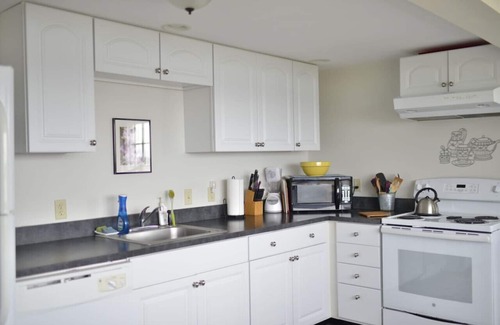 Lubec House | Mudge’s Bluff Waterfront Retreat