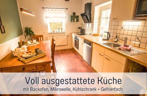 Lennestadt Apartment | Muehls-Sauerland familienfreundlich Perfekt für deine Urlaubsrunde nähe Elspe Festival Hunde willkommen mit Kamin und Garten