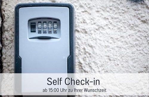 Lennestadt Apartment | Muehls-Sauerland familienfreundlich Perfekt für deine Urlaubsrunde nähe Elspe Festival Hunde willkommen mit Kamin und Garten