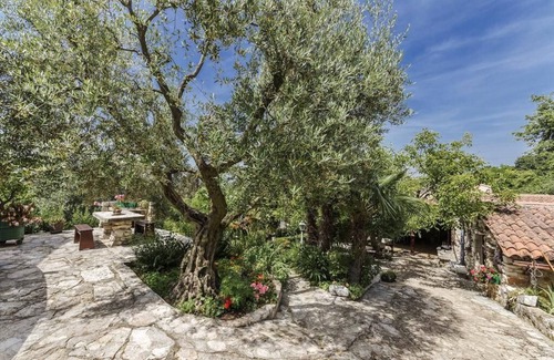 Mugeba Apartment | Mugeba Club A2, 2.2 km to the beach, 2 people, outdoor pool, free WiFi, parking