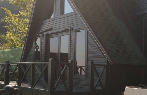 Ilmiye Cabin | Muhteşem göl manzaralı, sahile araç ile 6 dk!