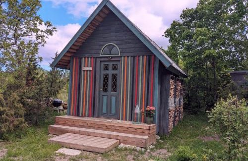 Igakula Bed & Breakfast | MUHUSI Linnumaja