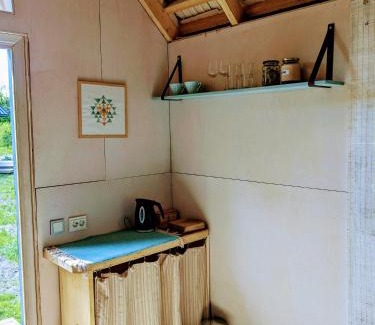 Igakula Bed & Breakfast | MUHUSI Linnumaja