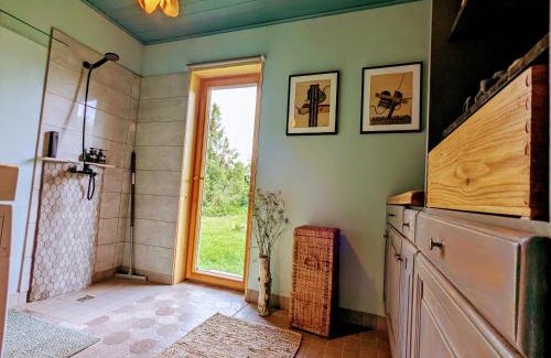 Igakula Bed & Breakfast | MUHUSI Linnumaja