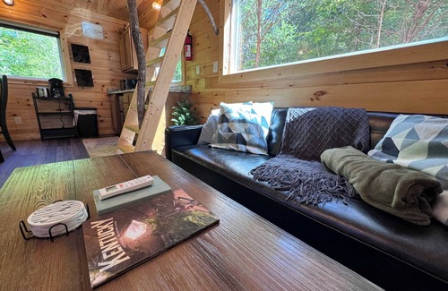 Stanton Cabin | Muir's Retreat - Hot Tub | Pet Friendly | Private