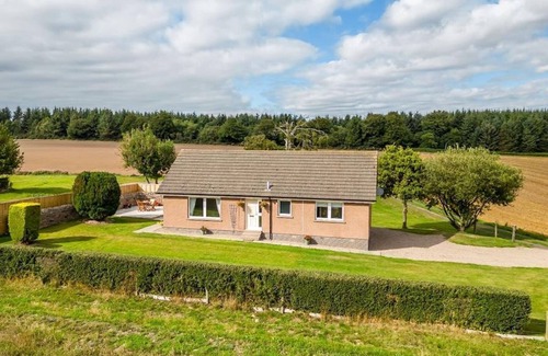 Letham Grange Cottage | Muirton Cottage - Rural Bliss