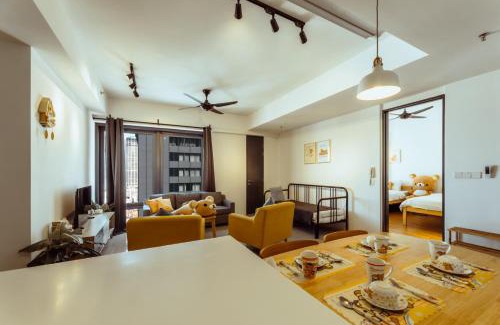 Downtown George Town Apartment | Muji X Rilakkuma - Seaview 3BR at 218 Tropicana Near Komtar Food Heaven with Netflix & TV Box