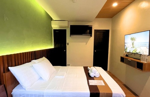 San Narciso Hotel | Mula De La Paz