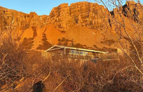Borgarnes Cabin | Mulakot Cosy Cabins