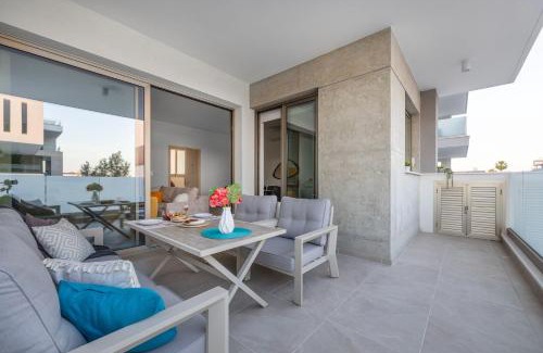 Agios Athanasios Apartment | Mulberry Court Premium Apartments