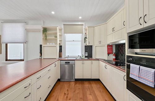 Launceston CBD Cottage | Mulberry Lane: 2 BR, 2 BA in Launceston, Sleeps 4