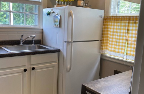Columbia House | Muletown’s Retreat