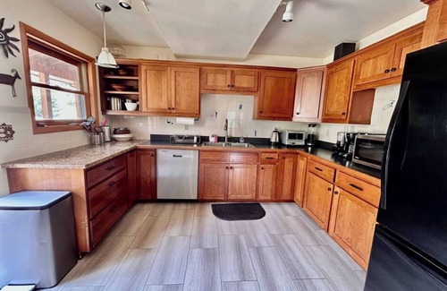 Teasdale House | Muley Twist Retreat: Capitol Reef - 6b6b