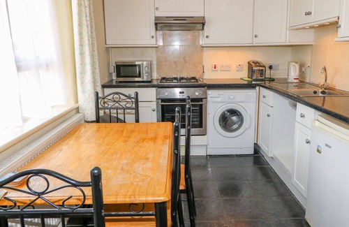 Annagry Cottage | MULLAGHDERG BANKS, pet friendly in Kincasslagh, County Donegal