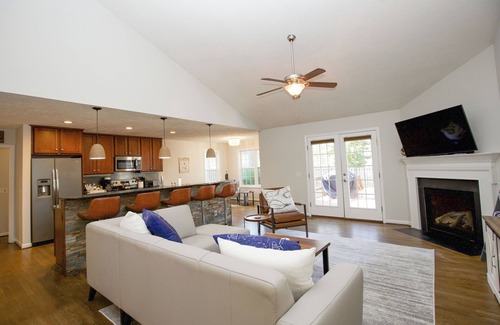 Pinehurst House | Mulligan Manor - Pinehurst Home With Movie Room, Pool Table, Deck, and More!