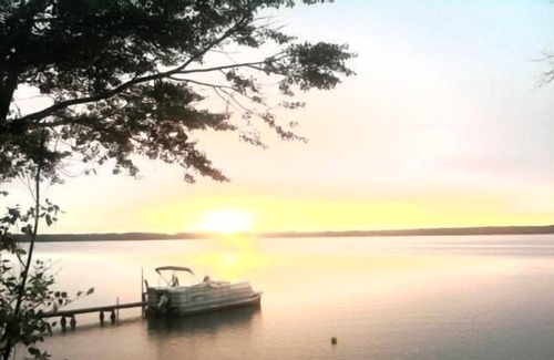 Lewiston Cabin | Multi-Cabin Resort - West Twin Lake