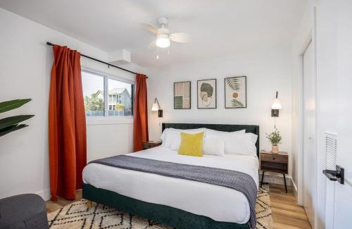 Hillsboro Village House | Multi-Condo Building with 7 Units 15 Bedrooms 22 Beds and Free Parking