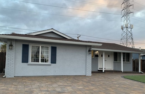 East San Jose House | Multi-generational house with an in-law unit