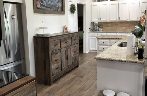 West Oak Hill House | Multiple Family or Friends Setup on 2 woodsy acres with pool and spa! Up to ten!