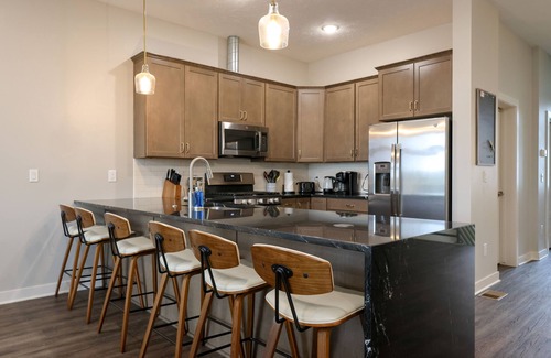 Midtown House | Multiple Luxury Townhomes in Boutique Property