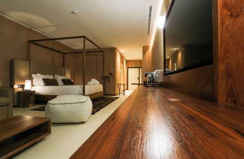 Kuvango Cabin | Mumba Lodge by Flow