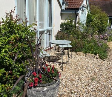 Alweston House | Munden House
