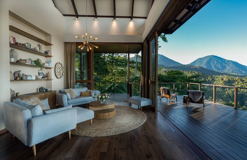 Munduk House | Munduk Mountain Estate - Serene Mountain Retreat