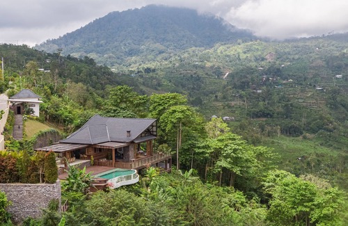 Munduk House | Munduk Mountain Estate - Serene Mountain Retreat