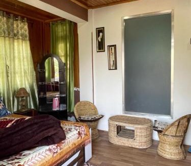 Darjeeling House | Munglan Homestay