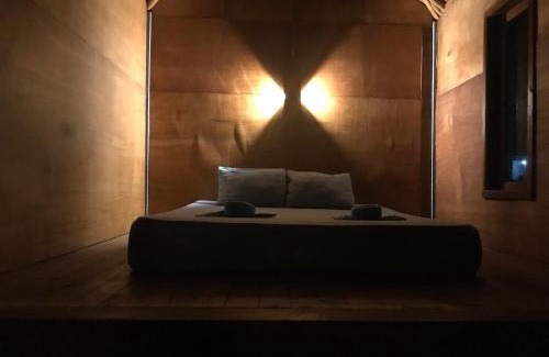 Kecamatan Masbagik Bed & Breakfast | Muni's Lombok Bungalow