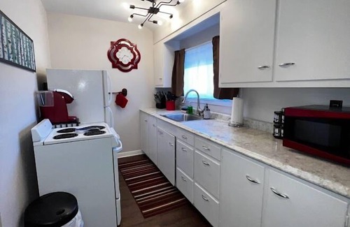 Munising House | Munising, Walk to Boat Cruises, Coffee Shops & Brewery!