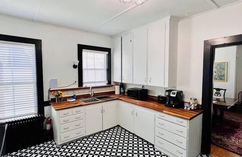 Munjoy Hill Apartment | Munjoy Hill 3 Bedroom