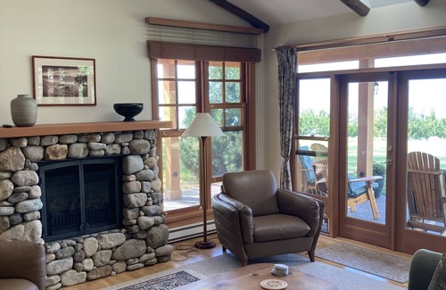 Okanagan-Similkameen Other | Munson Mountain Cottage