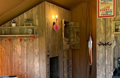 Foxley Apartment | Muntjac is a wonderful safari tent situated in rural Norfolk with ample space