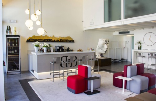 Ponte San Pietro Apartment | Mura Venete