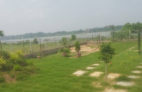 Kasrawad Villa | Mura Yoga Villa