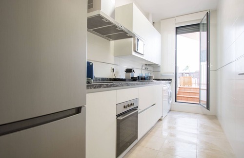 San Gil Apartment | Murallas Apartment with gargae 4 pax
