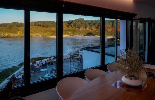 Valdovino Apartment | Muramar Beach House