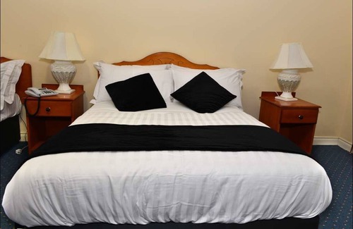 Tubbercurry Hotel | Murphy's Hotel