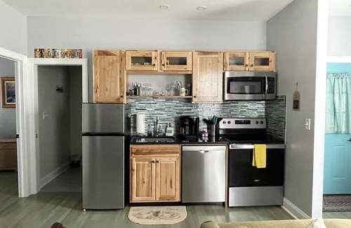 Afton Apartment | Murphy’s Place 2-bedroom apartment near hiking skiing wineries and breweries.