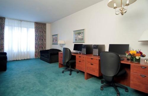 Midtown East Apartment | Murray Hill East Suites - Extended Stay