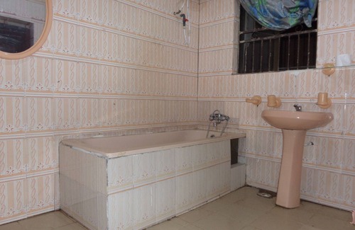 Ibadan Hotel | Murray's Suites