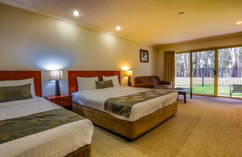 Koondrook Hotel | Murray Waters Motor Inn & Apartments