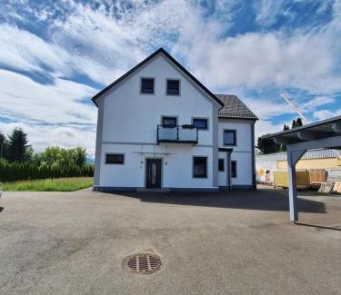 Zeltweg Apartment | Murtal Appartement Größingblick Top 1