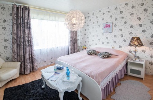 Kuressaare House | Muru Guesthouse