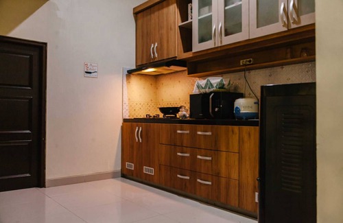 Surakarta House | Musafir Guest House Syariah