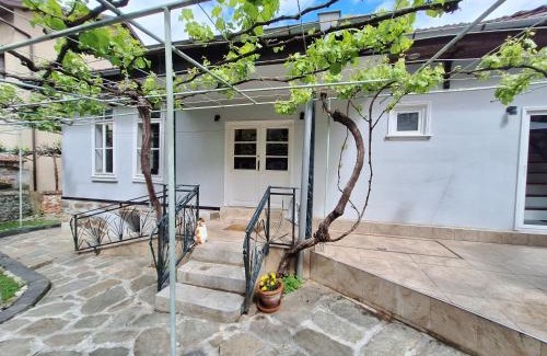 Vranyantsi Bed & Breakfast | Musala 1 Bed & Breakfast