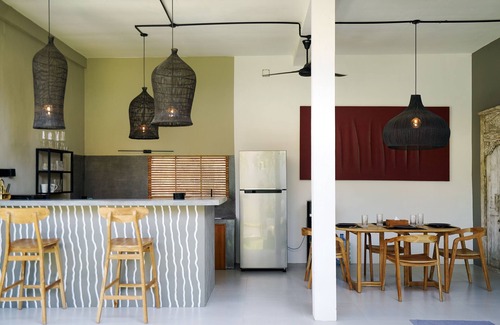 Batu Bolong Villa | Muscle beach villa in centre super trendy Canggu