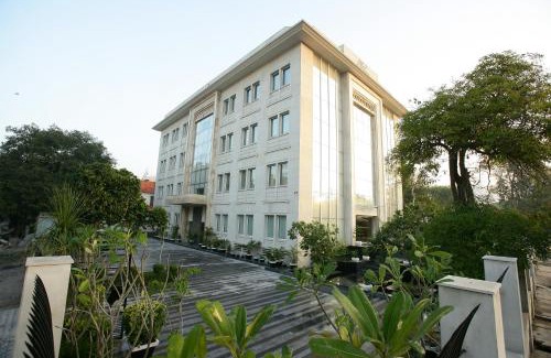 Nehru Place Hotel | Muse Sarovar Portico Nehru Place