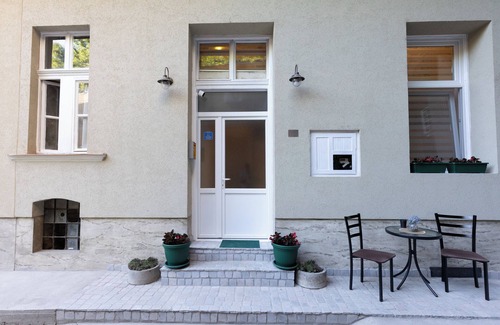 Subotica Apartment | Museum Apartment - Cozy 2-bedroom apartment in pleasant Subotica with AC, WiFi